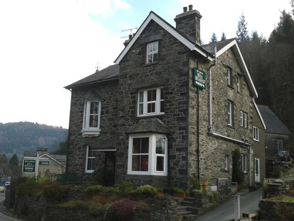 Bed and Breakfast Bryn Llewelyn Бетс-и-Койд Экстерьер фото